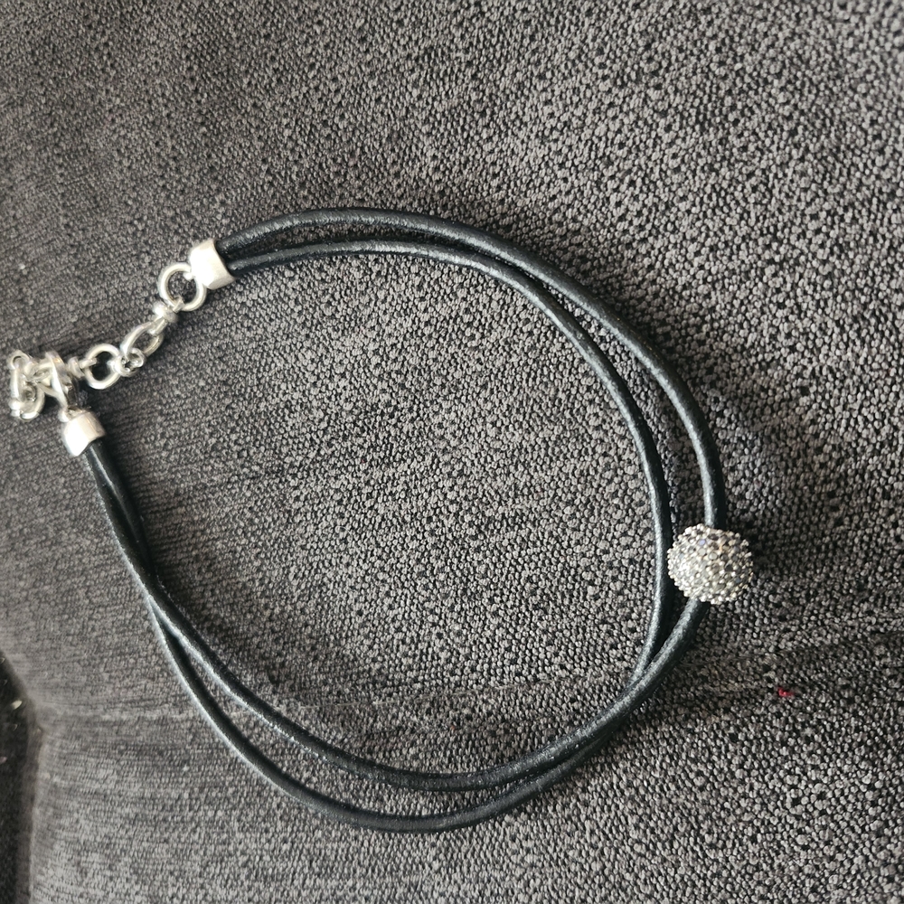 Elegant Black Leather Necklace with Silver Accent